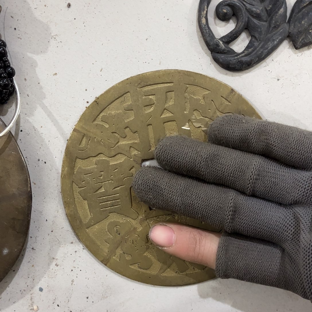 美***来闪电购铜摆件工艺品