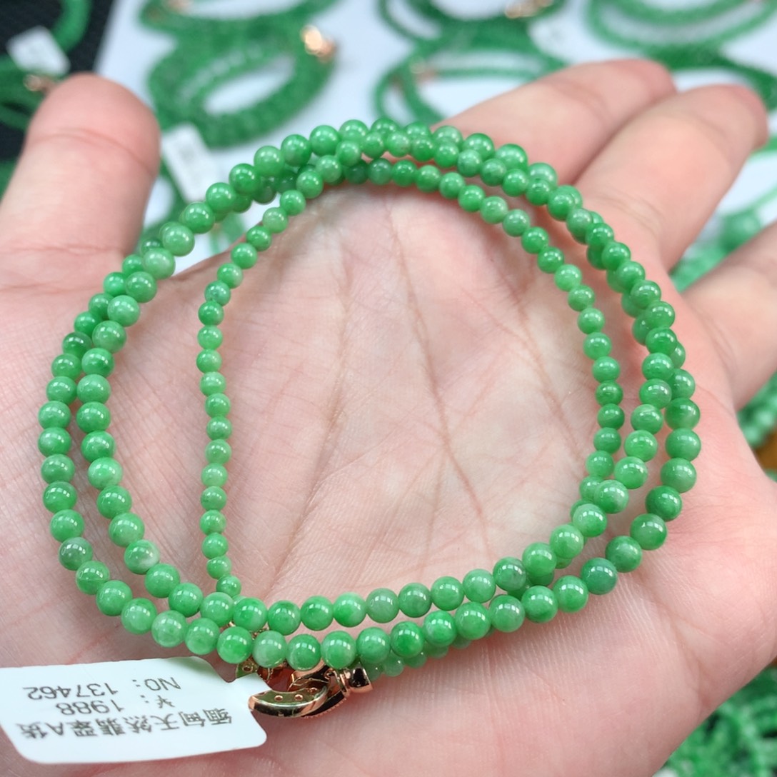 翡翠手链未镶嵌翡翠