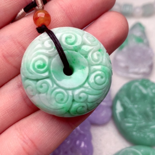 翡翠吊坠(不含链)未镶嵌