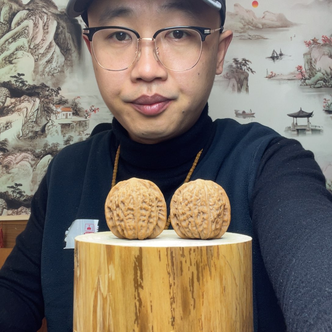 银***店文玩核桃把件石子磨