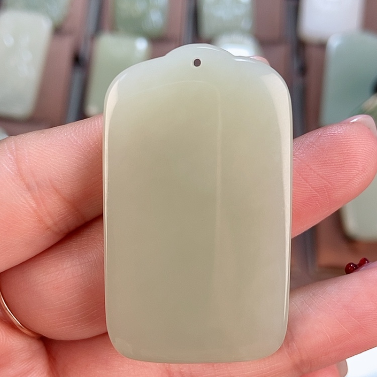 【闪购商品】和田玉（糖玉）颈饰未镶嵌