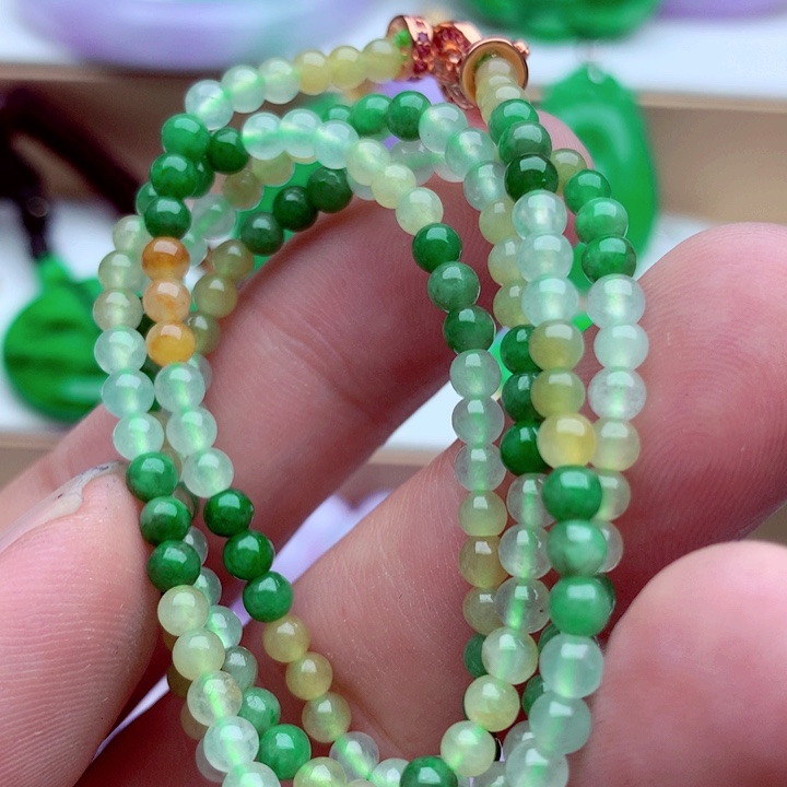 翡翠未镶嵌毛衣链