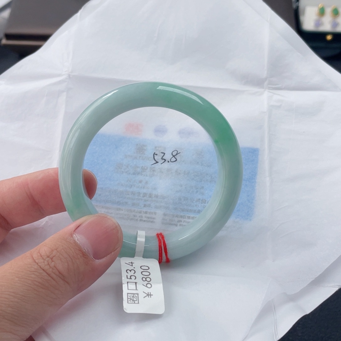 翡翠手镯未镶嵌53.8正圈 有纹