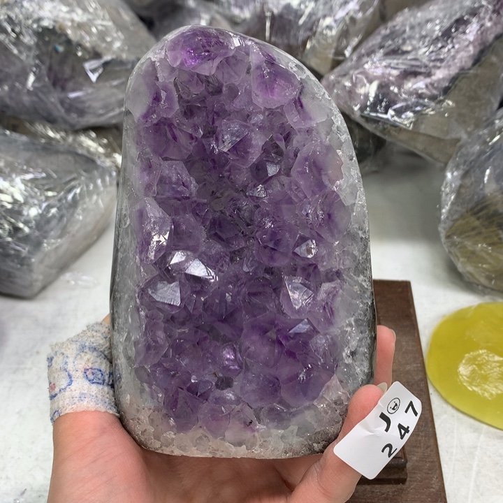 水晶大型摆件（非配饰）未镶嵌