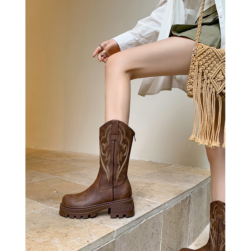 2025新款夏季薄款牛仔靴厚底西部女复古刺绣秋冬中筒靴沙漠短靴子