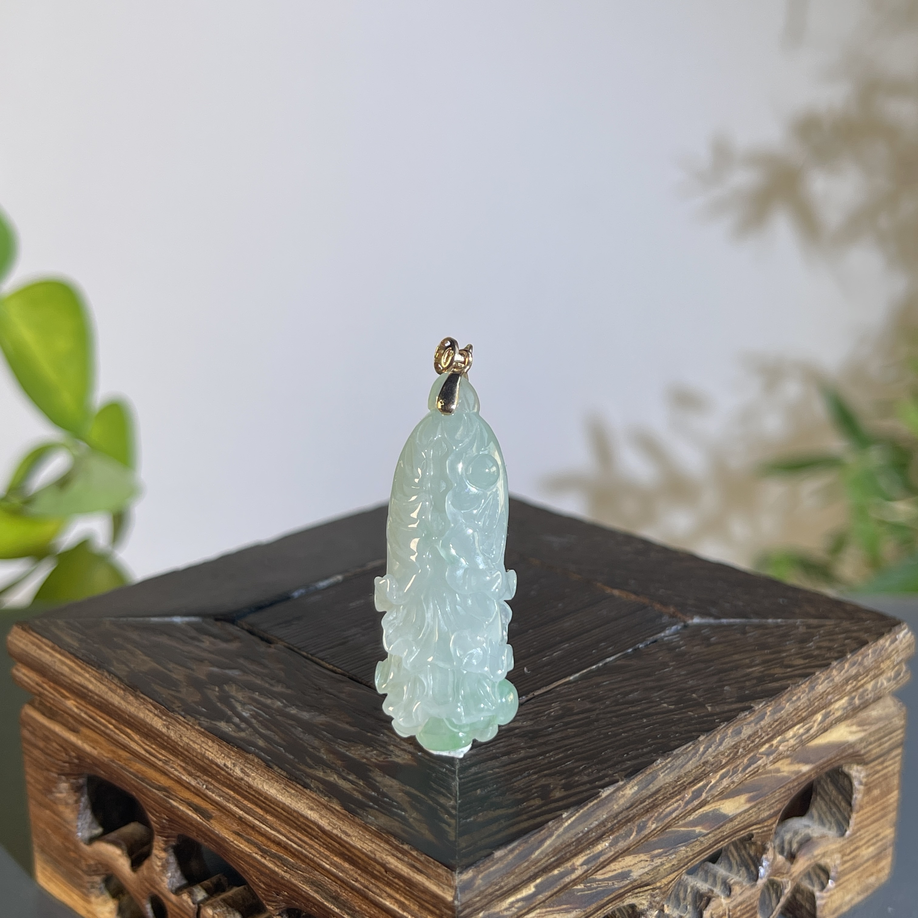 JTA11-82 天然缅甸翡翠A货 18K金扣头百事来财