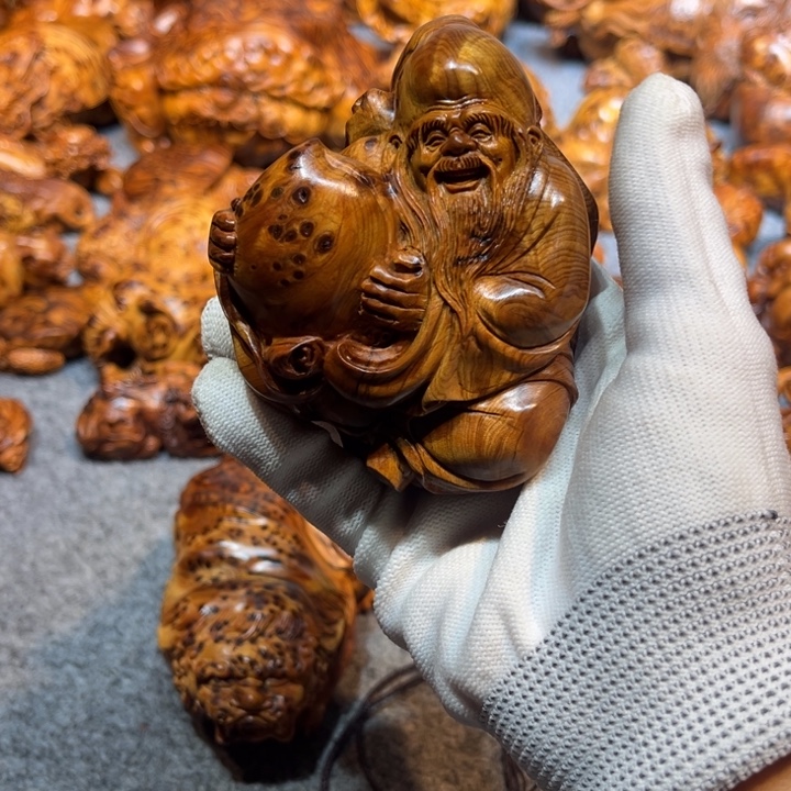 梧***岚柏木掌中宝摆件寿星