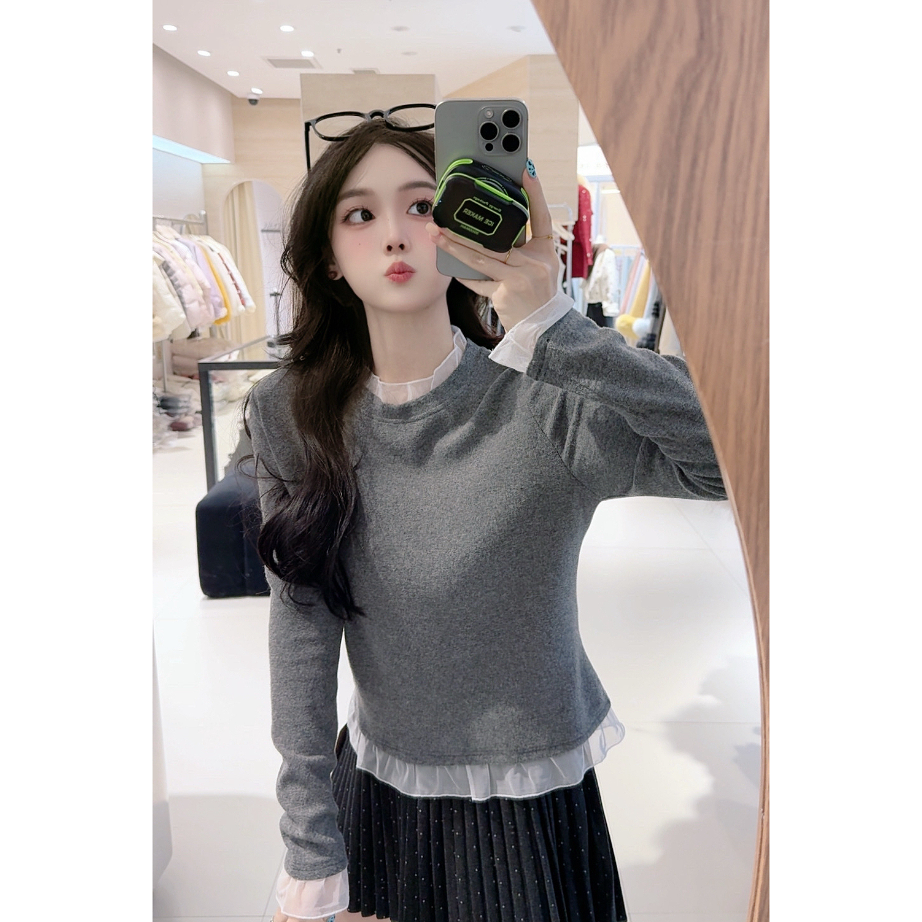 5571圆领拼纱绒面T恤