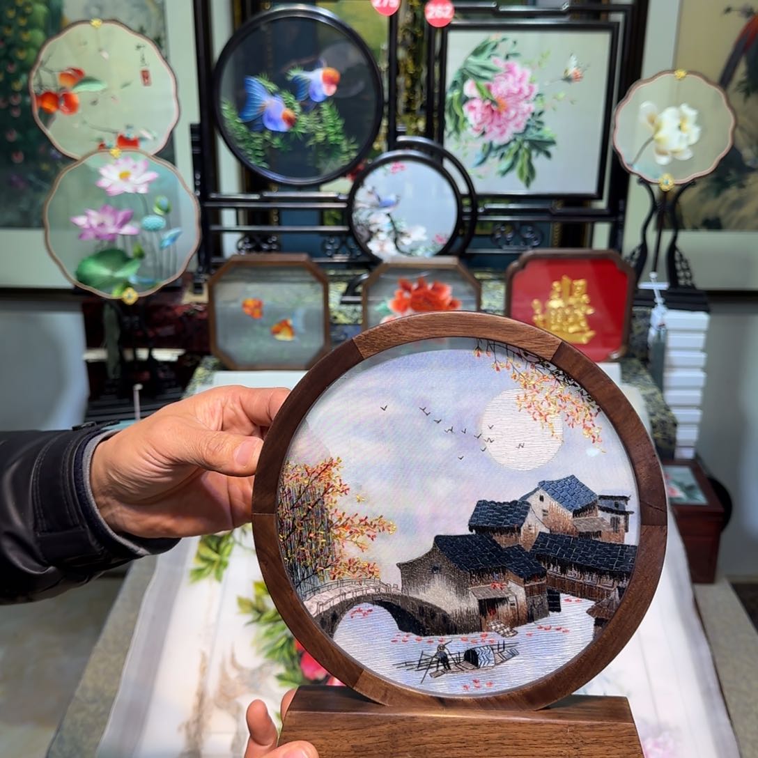 刺绣刺绣工艺精湛