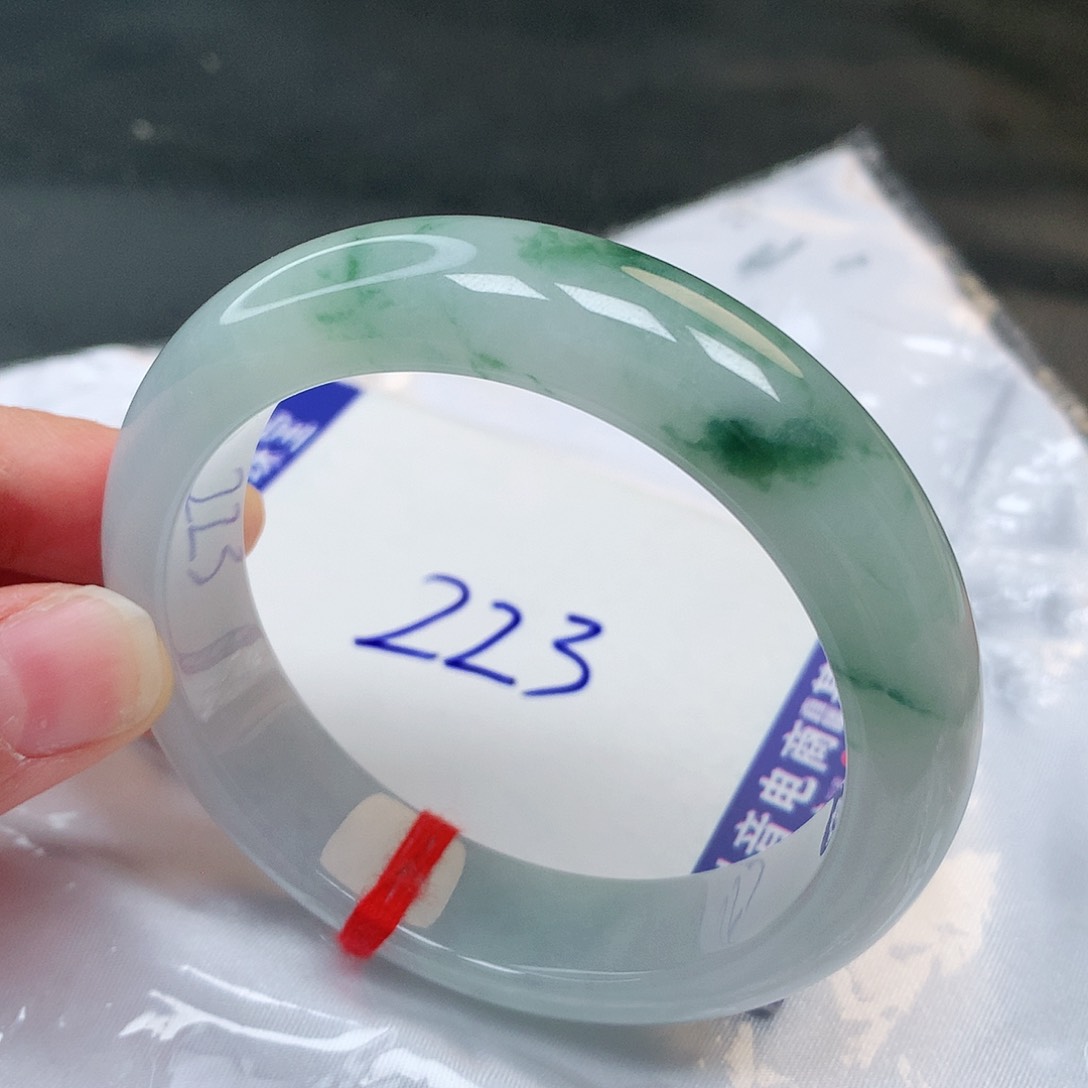 翡翠手镯未镶嵌223号