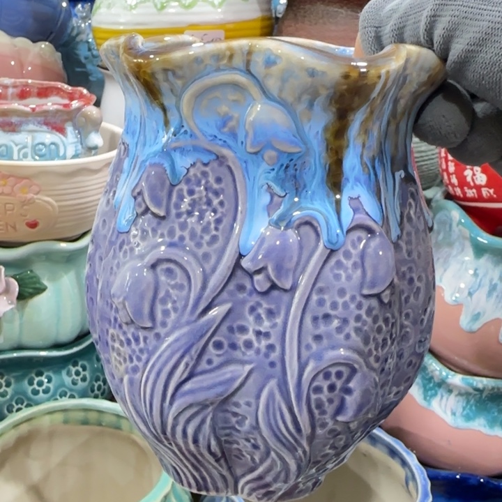 凑9块包邮，有孔，陶瓷花盆