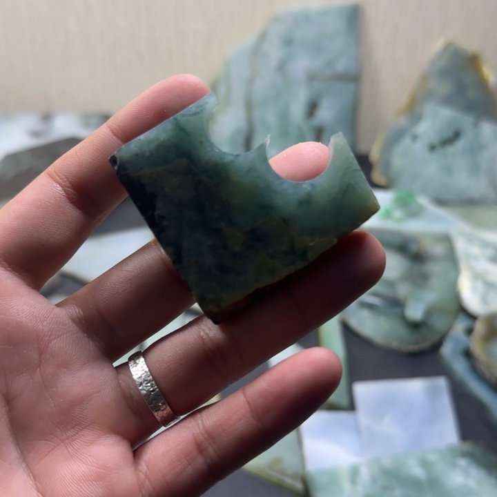 翡翠未镶嵌颈饰纯天然缅甸翡翠