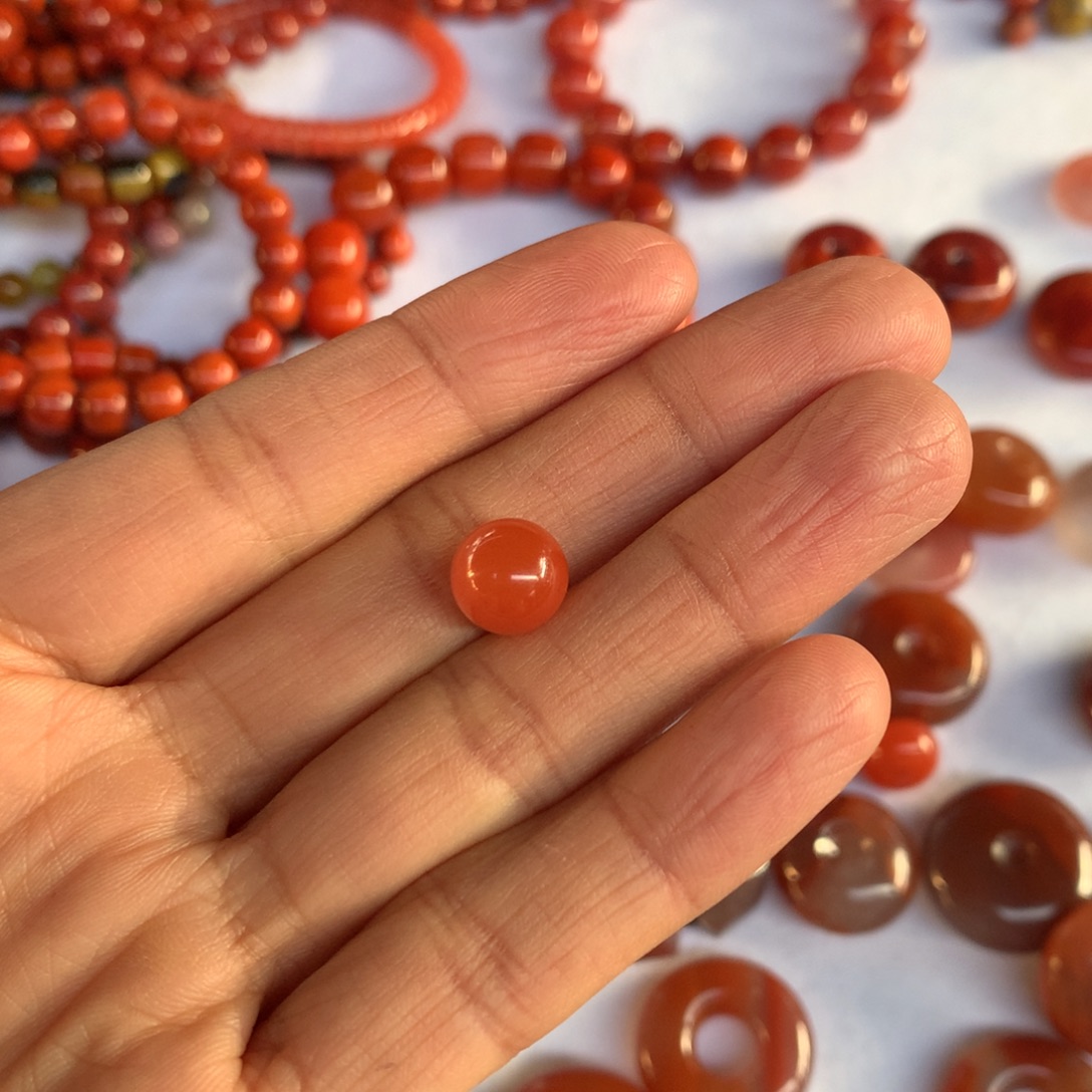 是***儿南红玛瑙未镶嵌手串