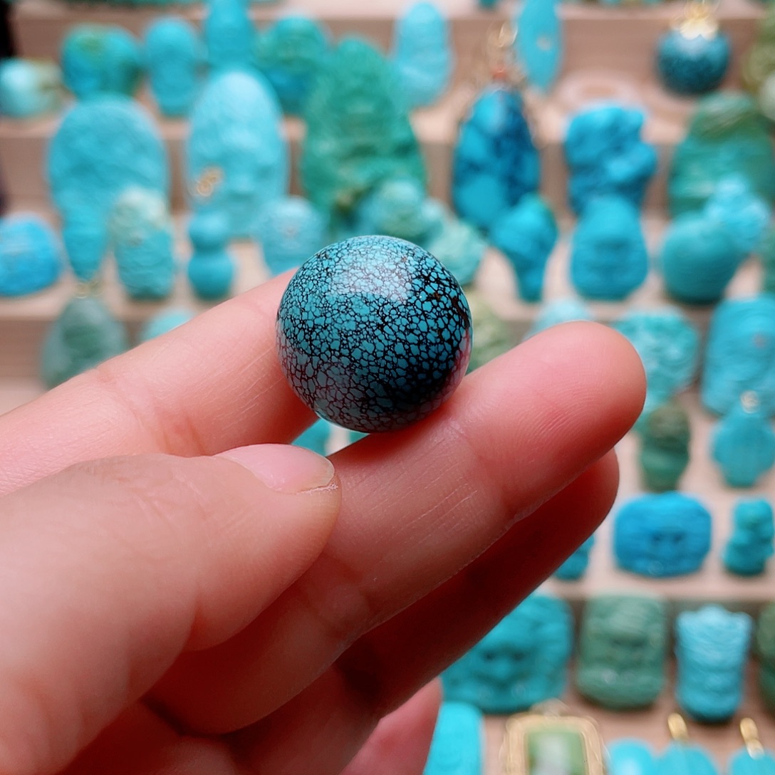 花***人绿松石未镶嵌颈饰