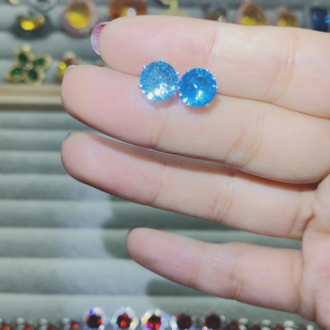 【闪购商品】托帕石耳饰银S925镶嵌