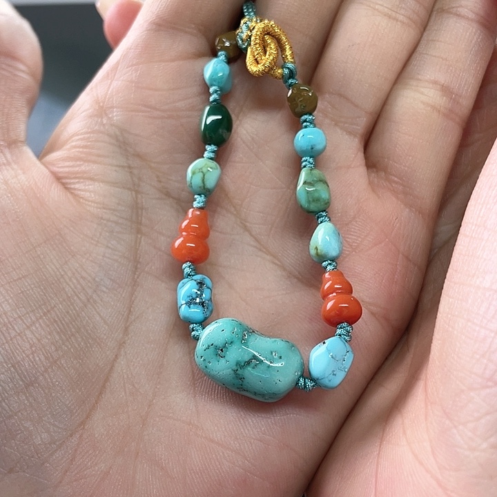 未镶嵌绿松石珠宝奇石