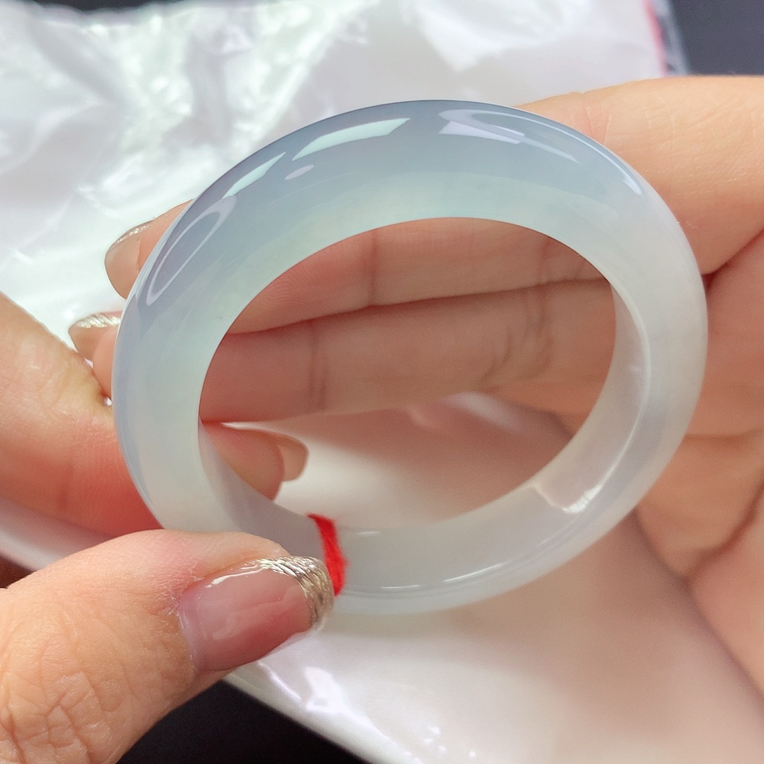 【闪购商品】翡翠手镯未镶嵌贵妃a 149987