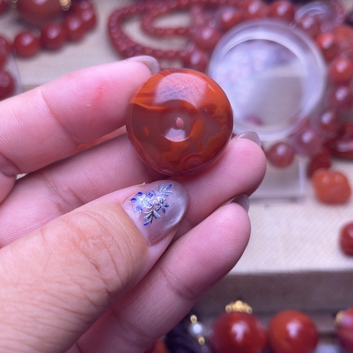 颈饰未镶嵌南红玛瑙平安扣2 5 M