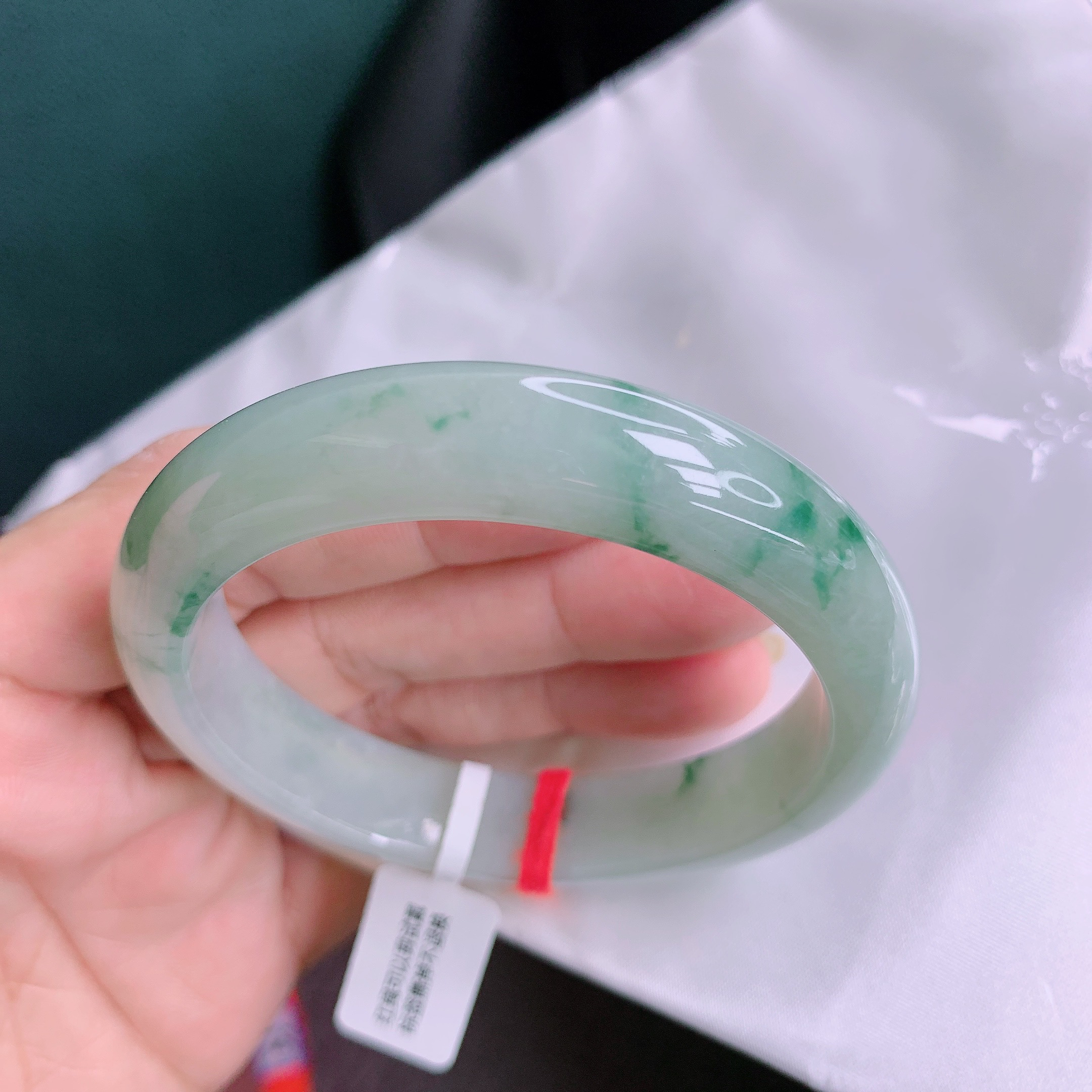 缅甸天然翡翠Ａ货正圈57