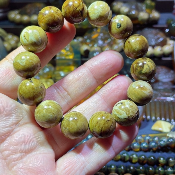 琥珀手链未镶嵌天然