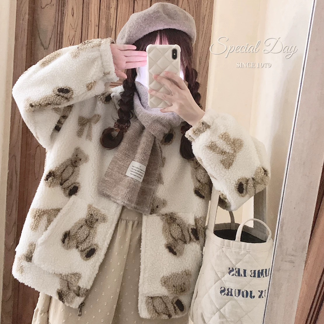 复古提花小熊 古着感少女 毛绒 宽松 拉链外套 厚实保暖