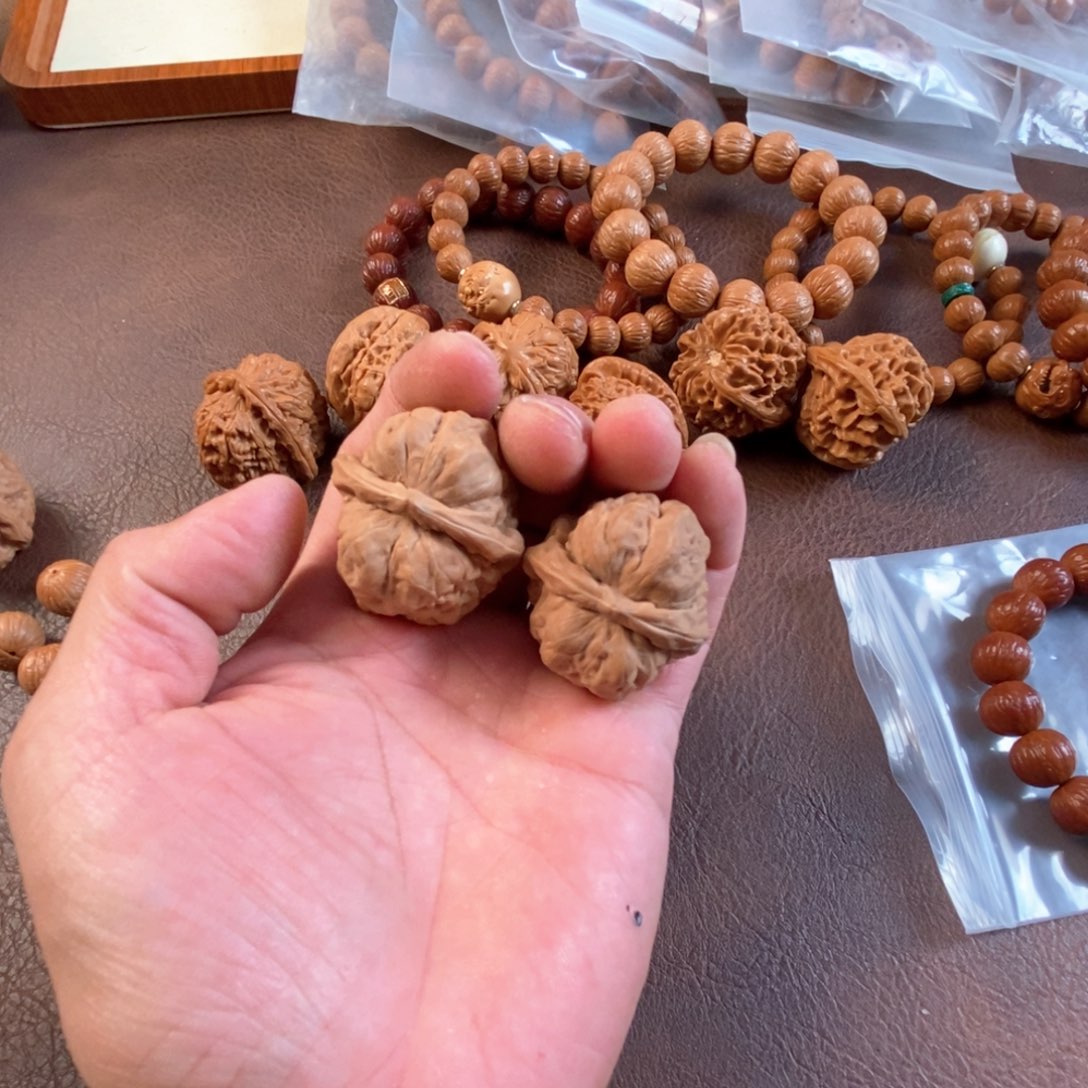 猴头核桃吊坠潘*邪36蛤蟆