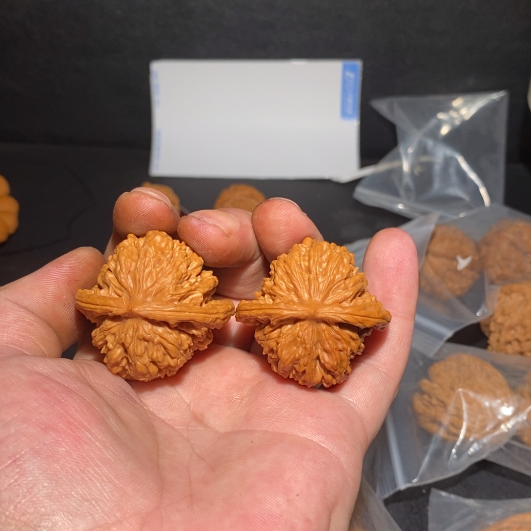 文玩核桃把件四座楼