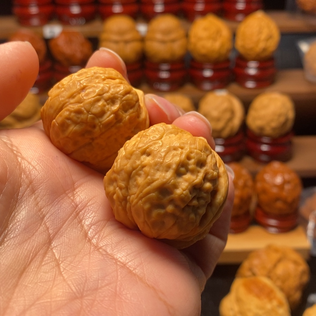 利***窗文玩核桃把件铁锤元宝