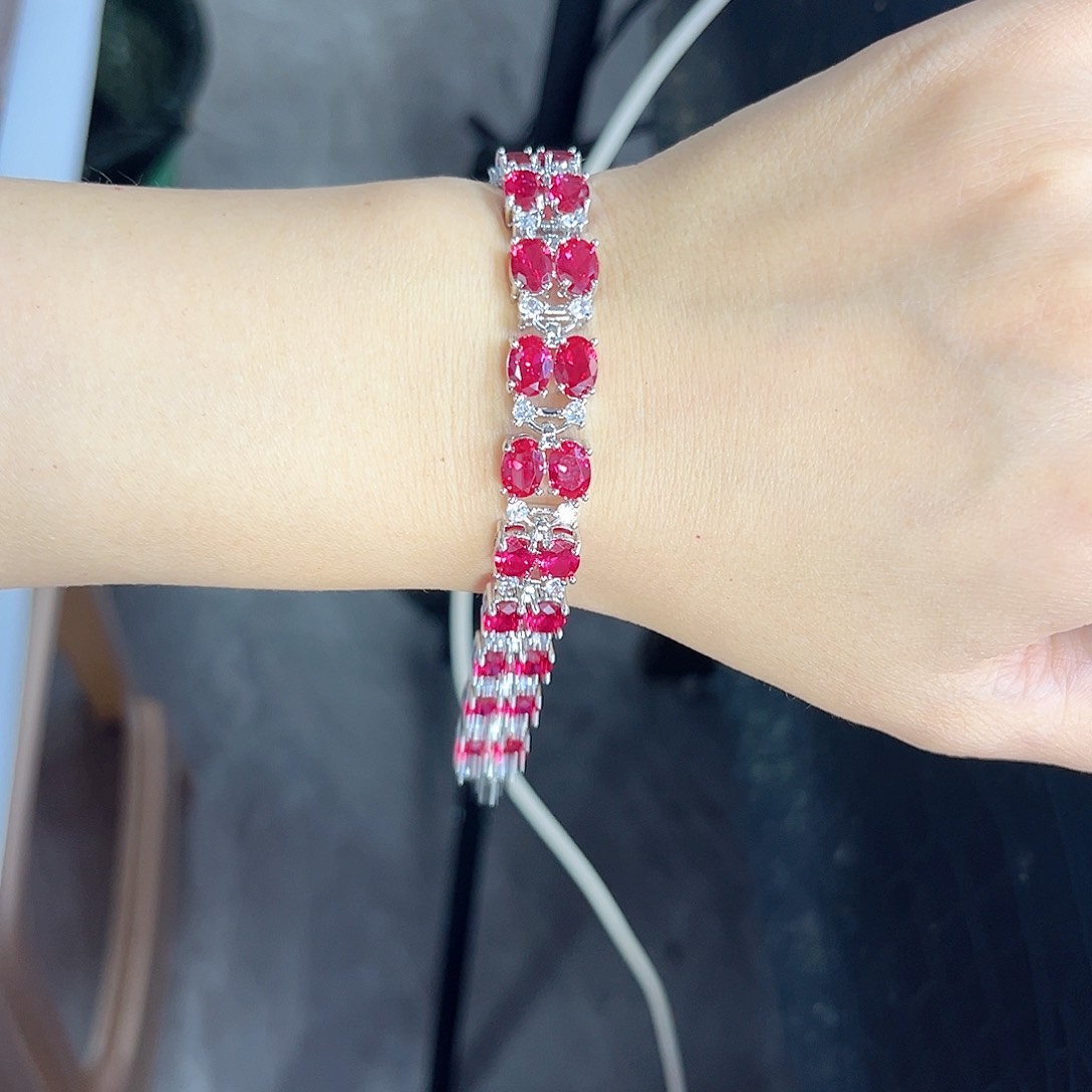 银S925镶嵌手链红宝石