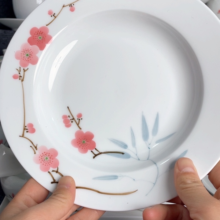 景德镇陶瓷瓷盘深盘