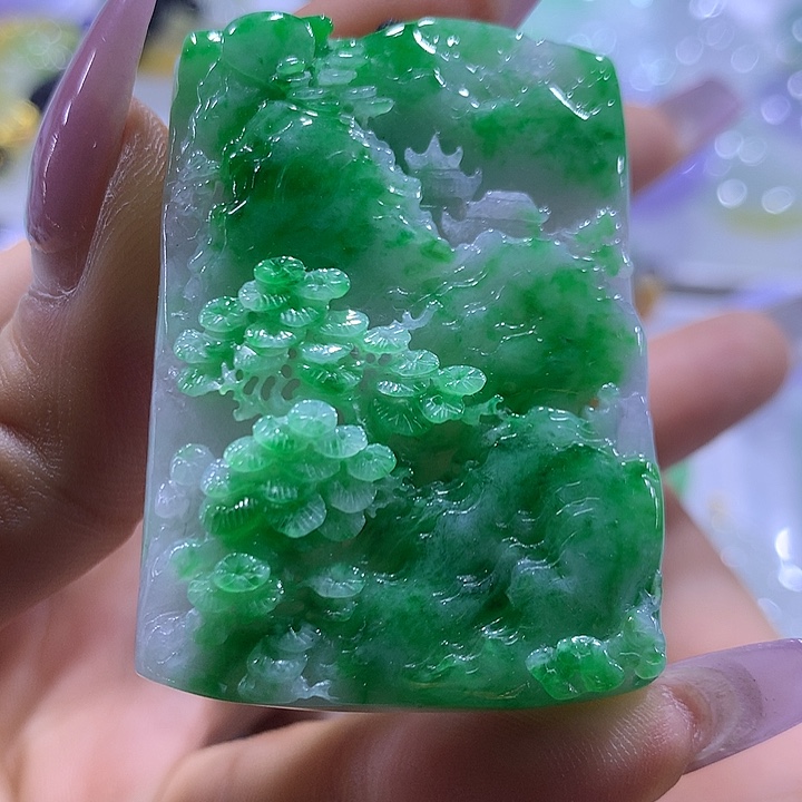 翡翠未镶嵌颈饰天然翡翠A货吊坠