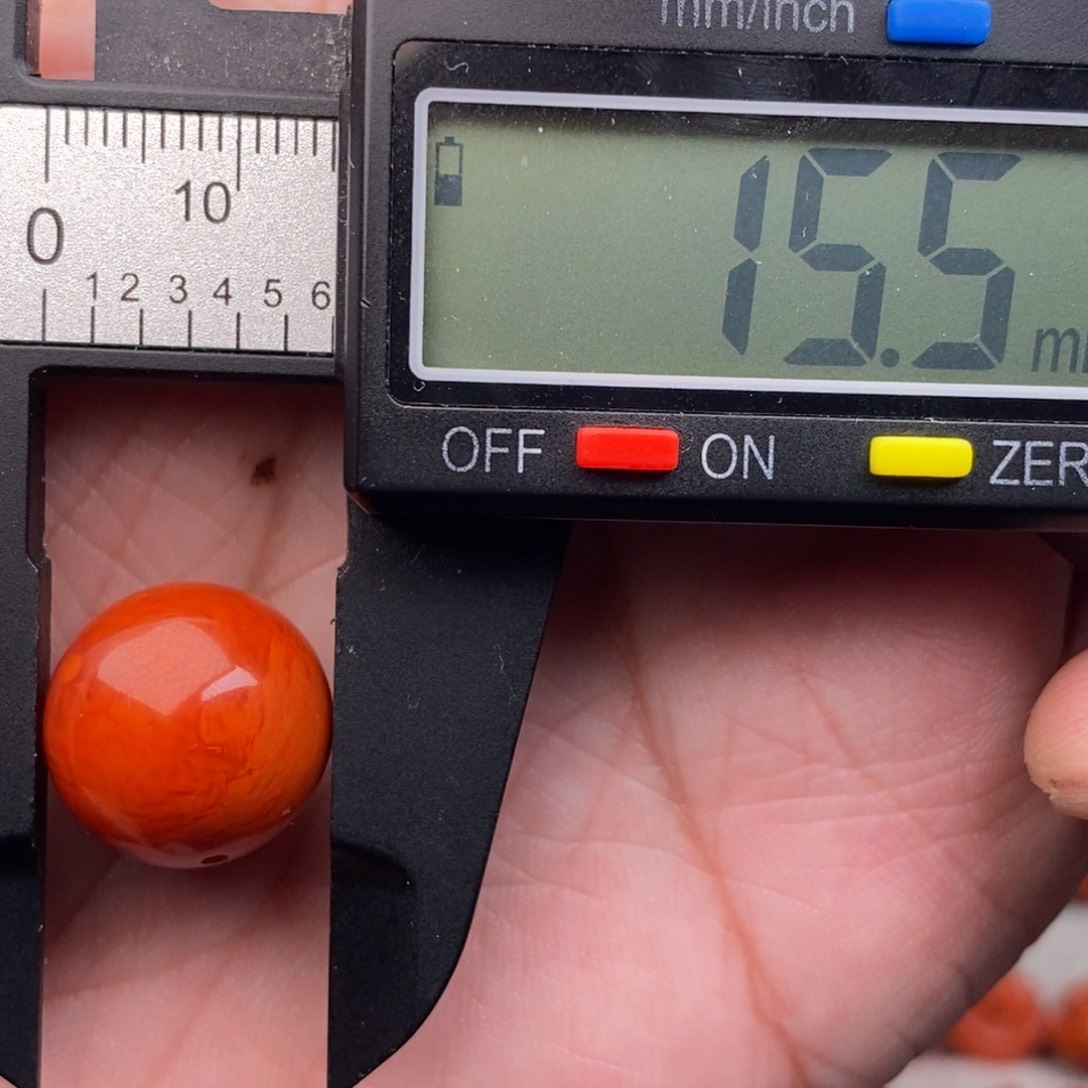 南红玛瑙配饰未镶嵌