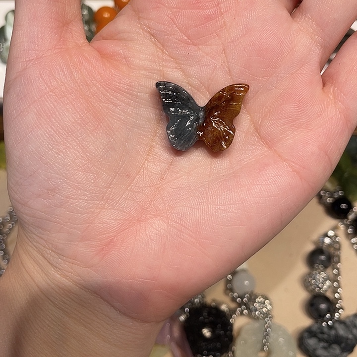 看***️蛇纹石玉合金颈饰