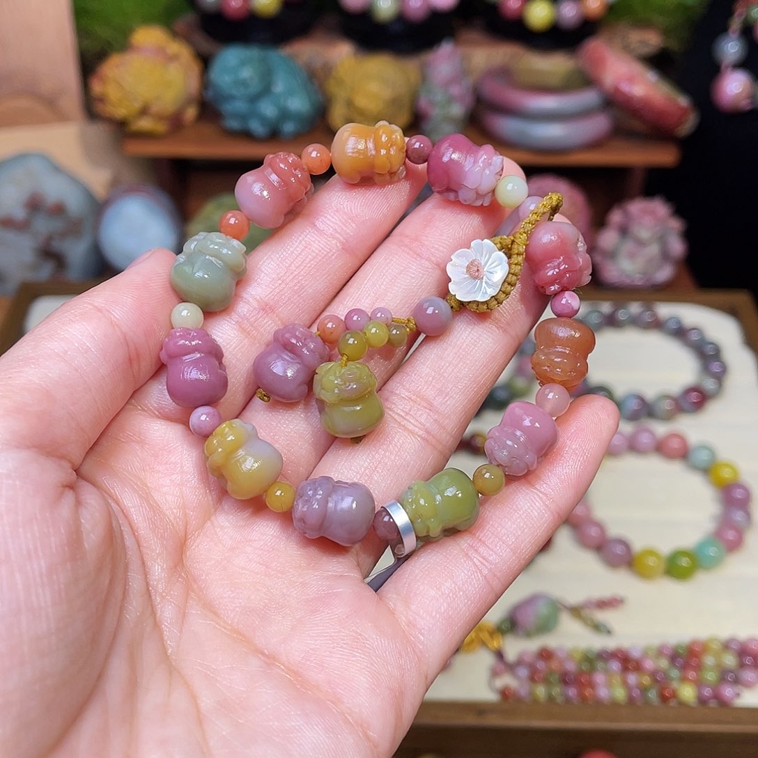 玛瑙/玉髓未镶嵌手串盐源玛瑙老矿料小猪手串