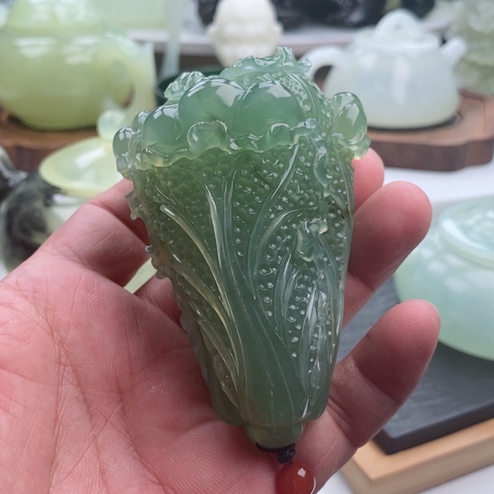 岫玉四大名玉手把件未镶嵌