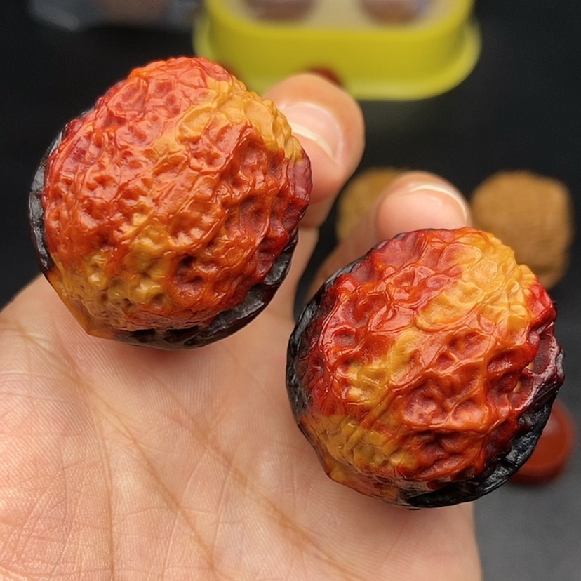 【闪购商品】把件文玩核桃39尺蛇皮元宝