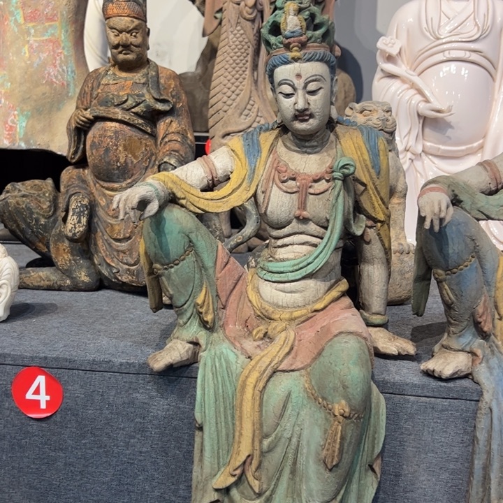 有机玻璃自在观音50厘米高