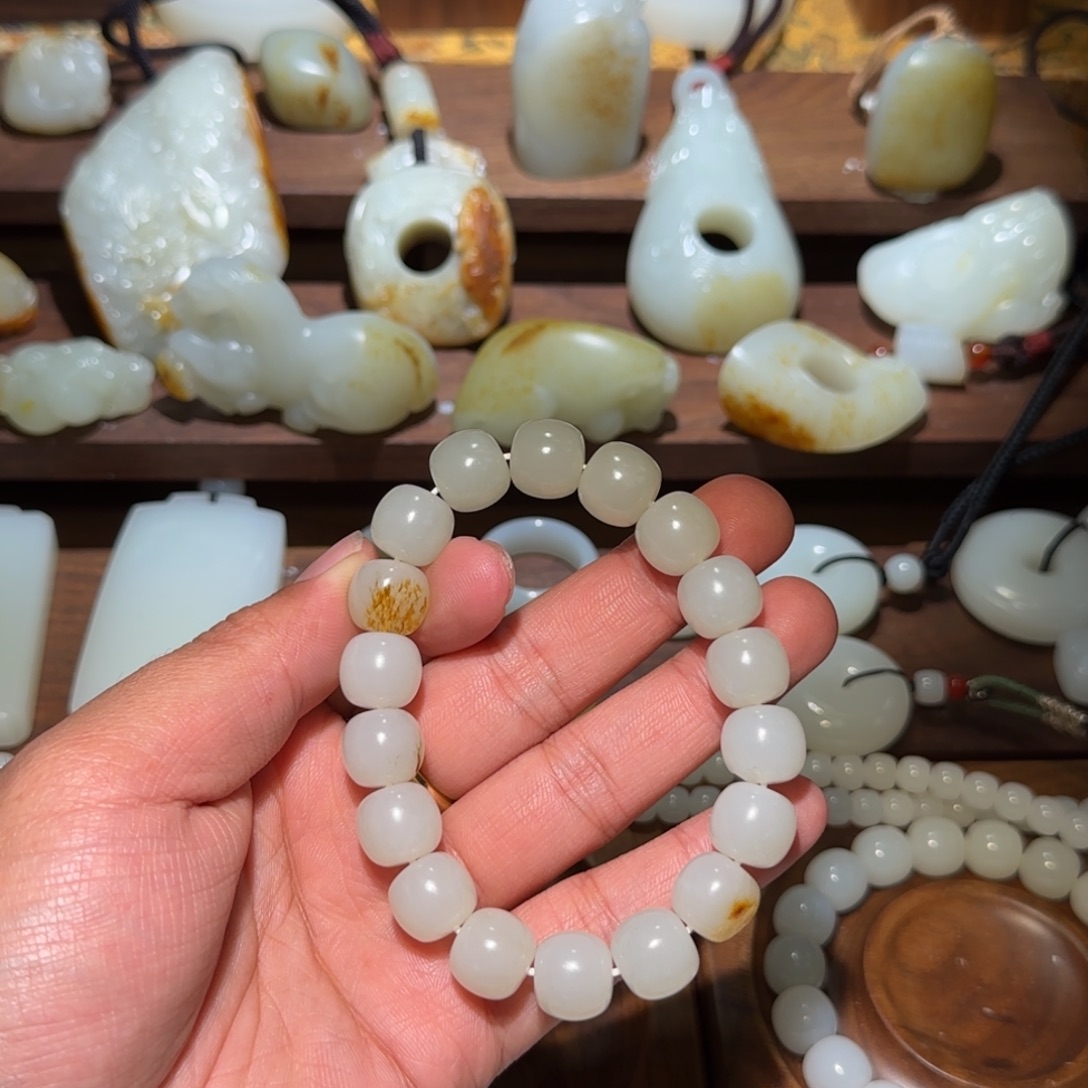 和田玉未镶嵌手链