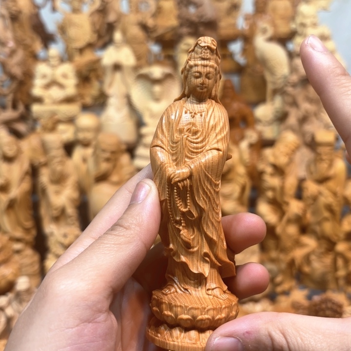 柏木（崖柏）崖柏观音瑕疵