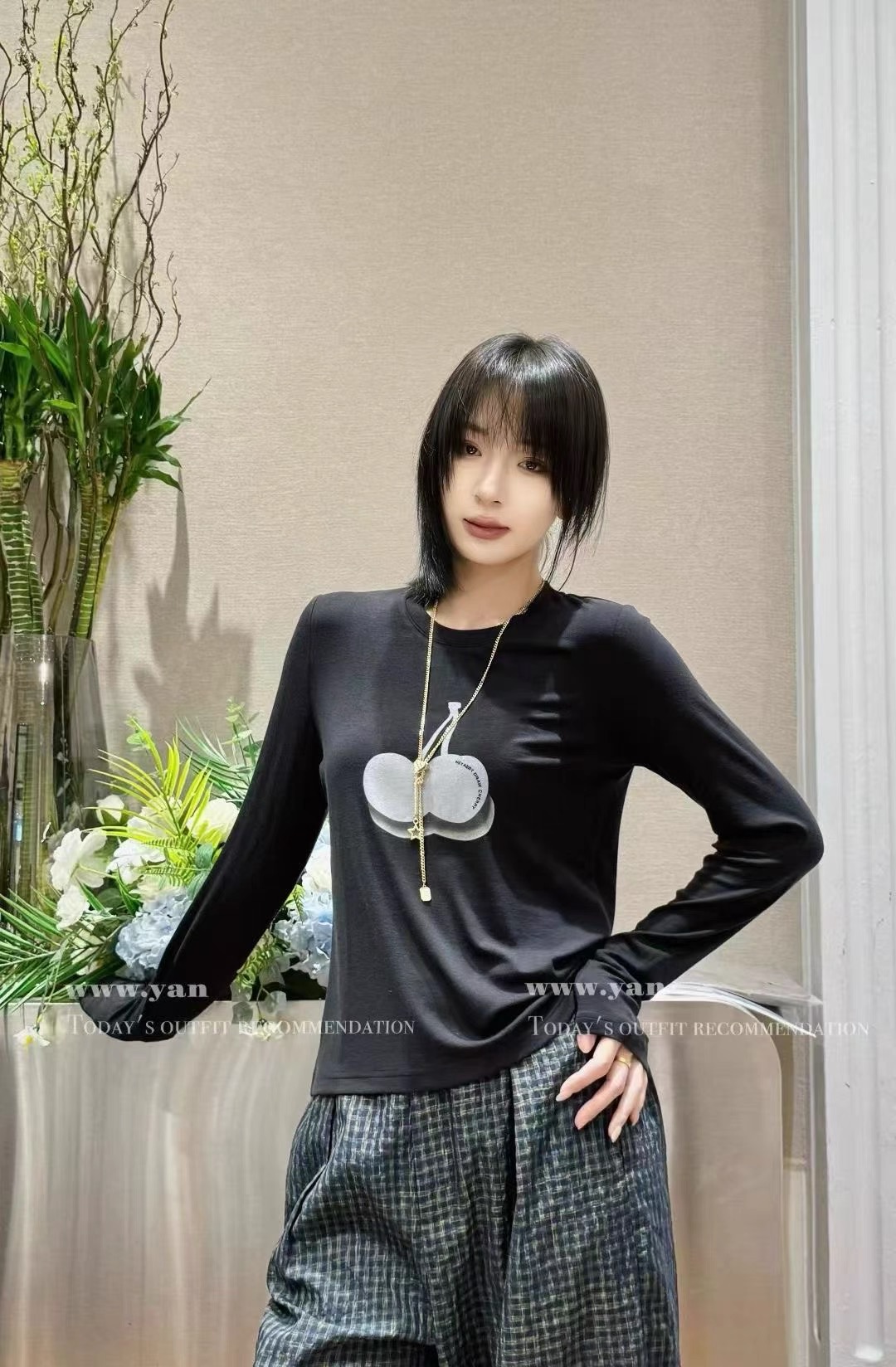 721#圆领樱桃印花修身显瘦长袖T恤打底衫