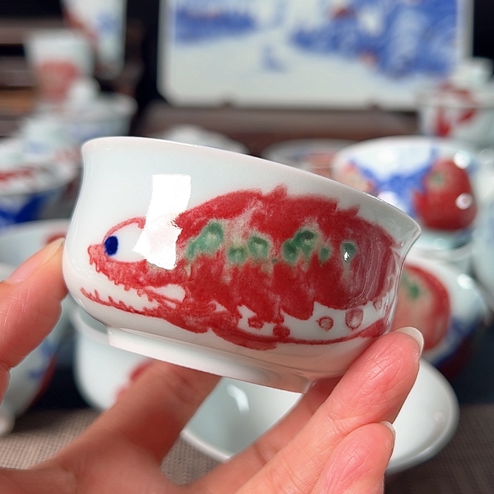 杯原矿青花釉里红瓷器