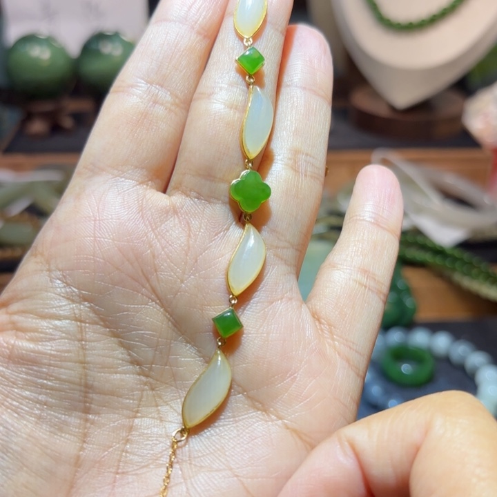 和田玉银S925镶嵌颈饰