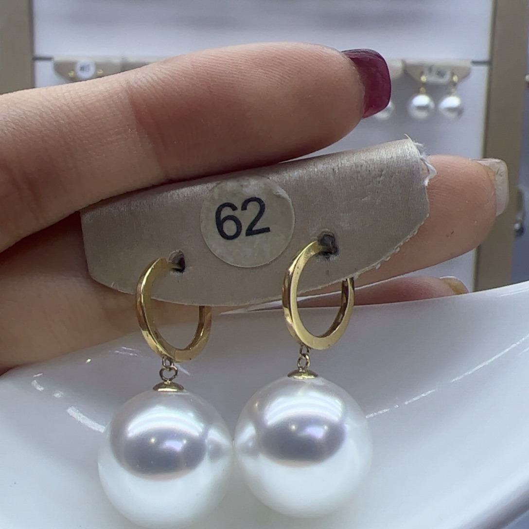 淡水珍珠耳饰18K金镶嵌