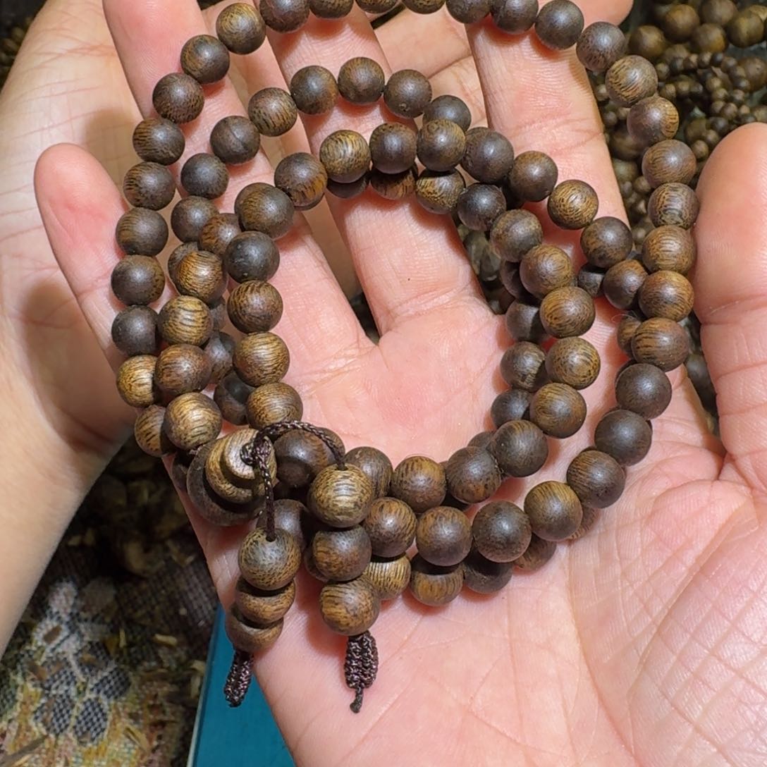 沉香木手串C****_海南乌身老料0.721.9沉水浮