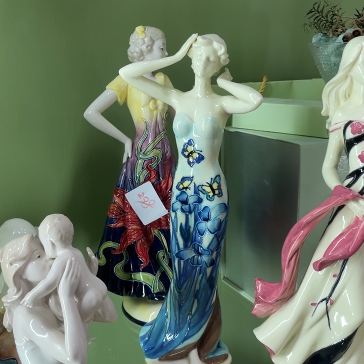 陶蓝色美女一个福利款