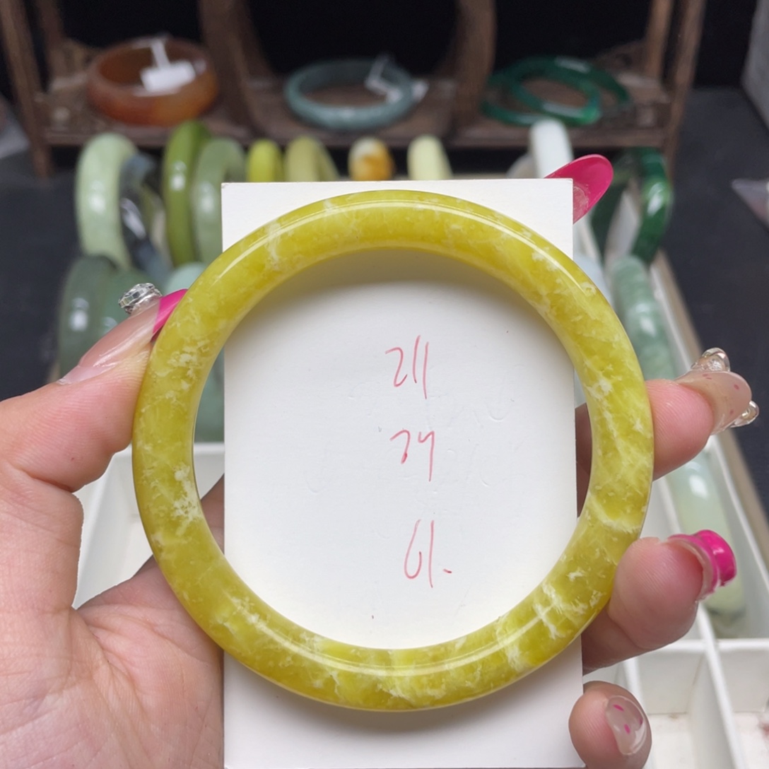 未镶嵌蛇纹石玉手镯