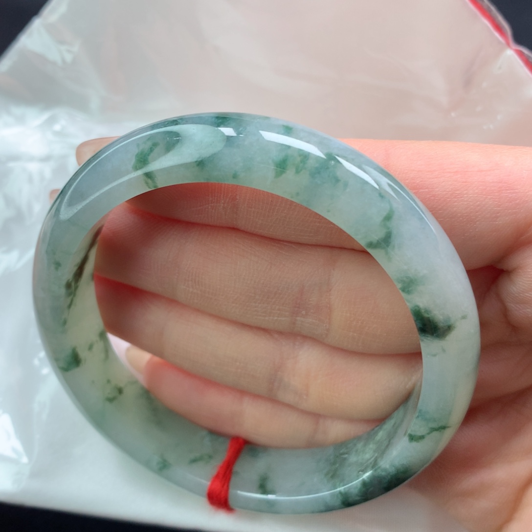 翡翠手镯未镶嵌（26号）