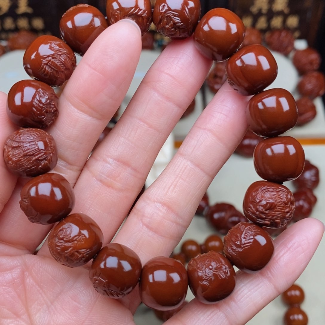 橄榄核吊坠承*老型山水