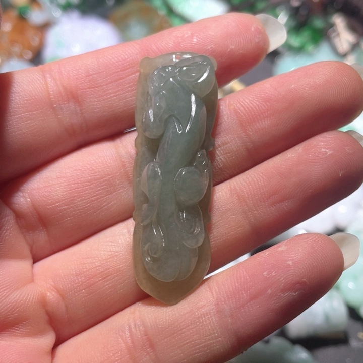 【闪购商品】翡翠颈饰未镶嵌天然翡翠
