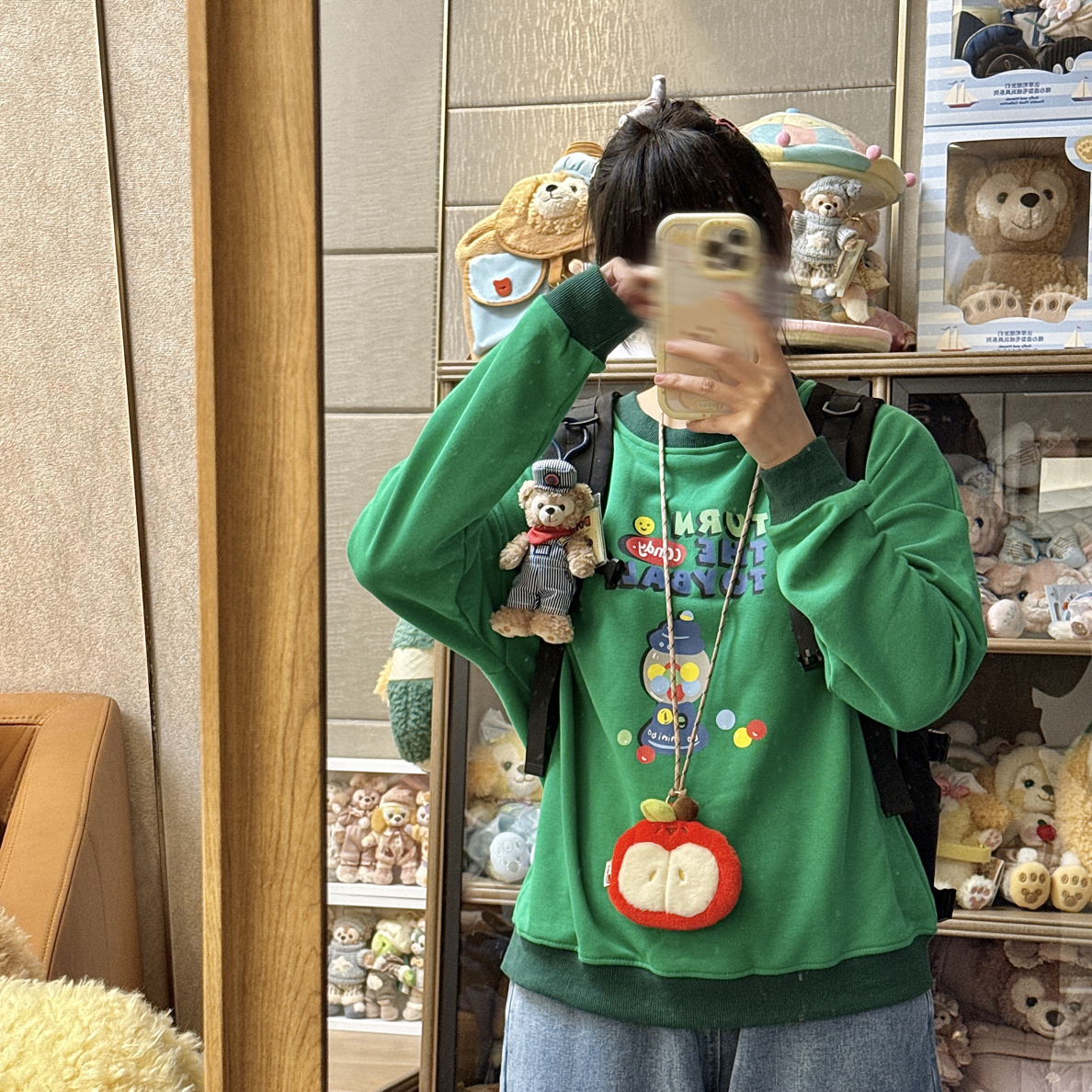 圆领可爱童趣印花宽松显瘦卡通拼接卫衣女